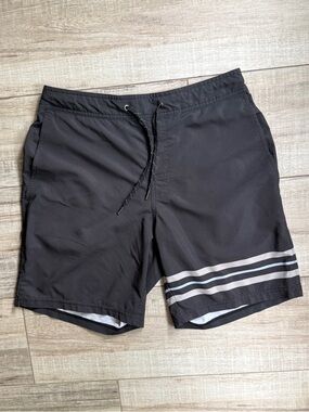 Fair Harbor The Anchor 8" Linerless Shorts Black Triple Stripe Size Medium